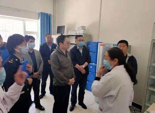 省药品监督管理局副局长一行3人来乌兰县督导检查药品监管工作_朱雅健
