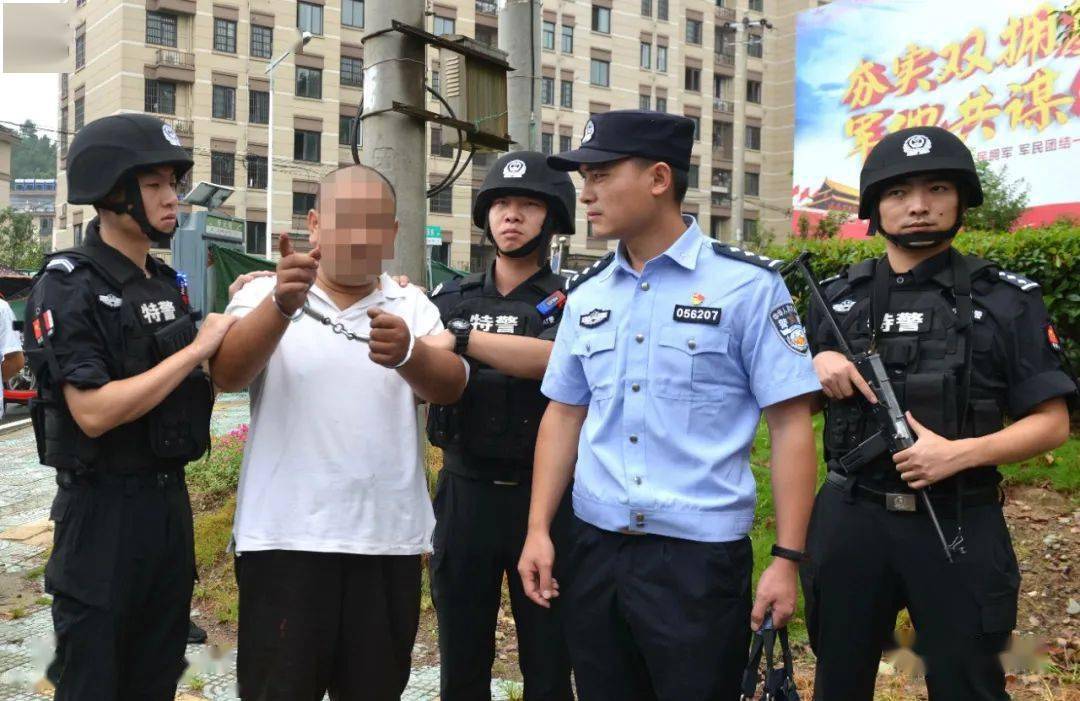 杀人抢警车霍山警方将犯罪嫌疑人抓捕归案