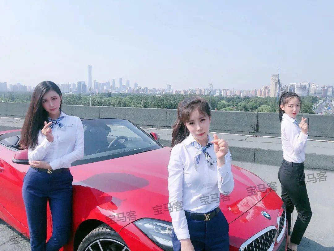 多位美女同时出镜!全国宝马4s店花评选推出团体赛!