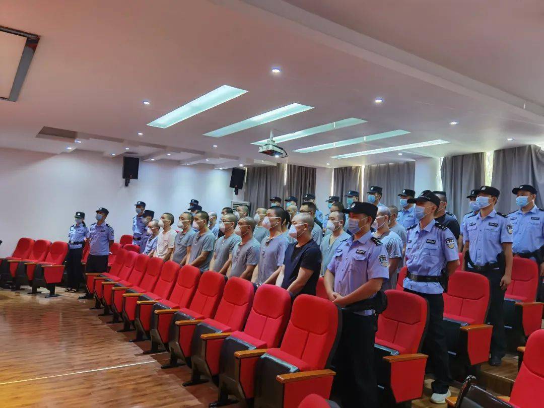 恩施这一黑老大被公开宣判获刑23年曾作恶一方不可一世