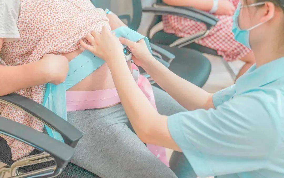 像在家一样生宝宝市一医院网红ins风家庭式一体化产房正式启用