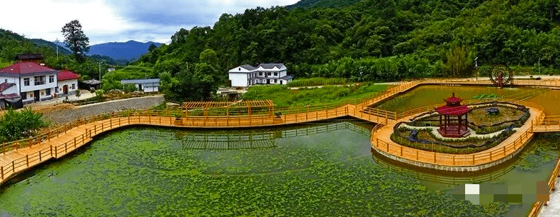 宁陕县筒车湾镇七里村位于秦岭南麓腹地,南距县城19公里.