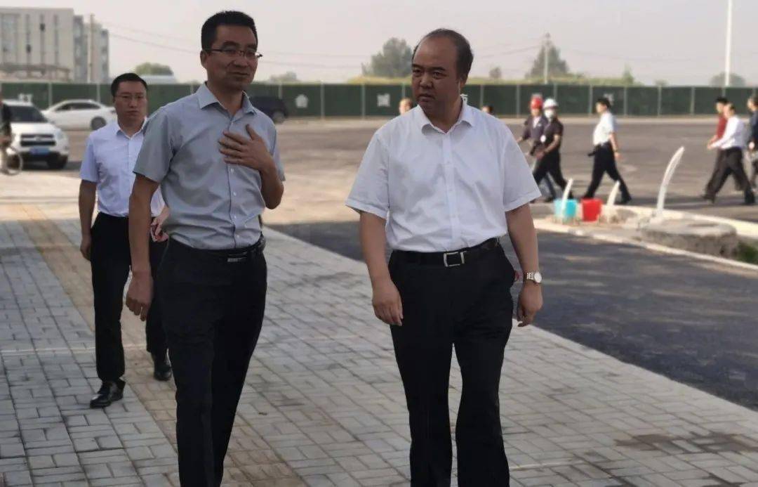 山西一建党委书记董事长澹台印玉一行参加太原地铁2号线空载试运行