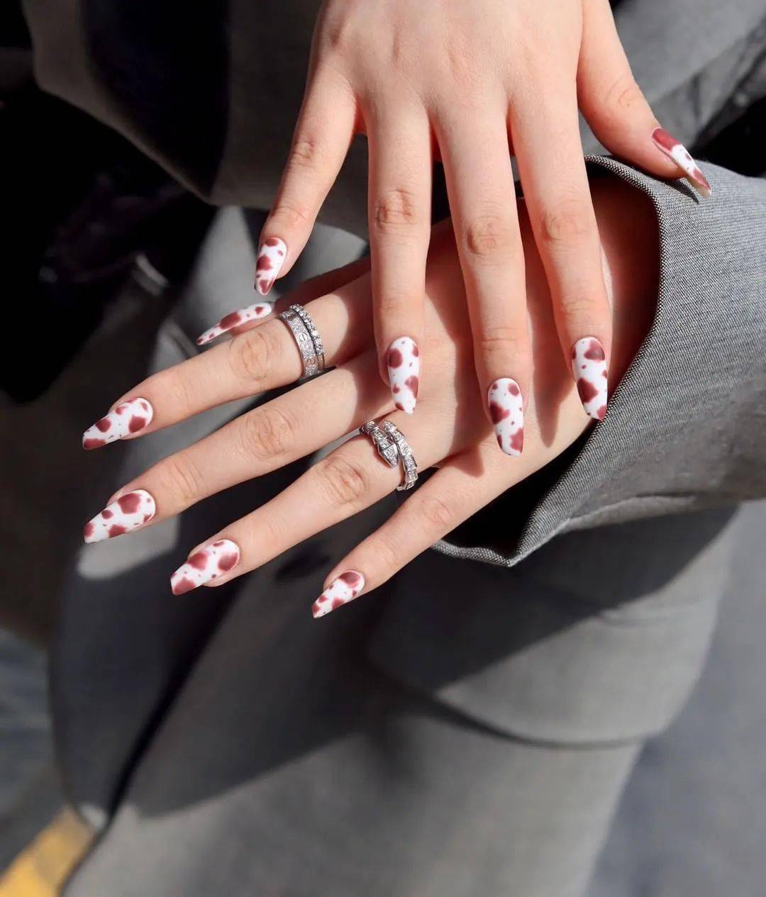 美甲| 欧美风尖形甲,超显手长