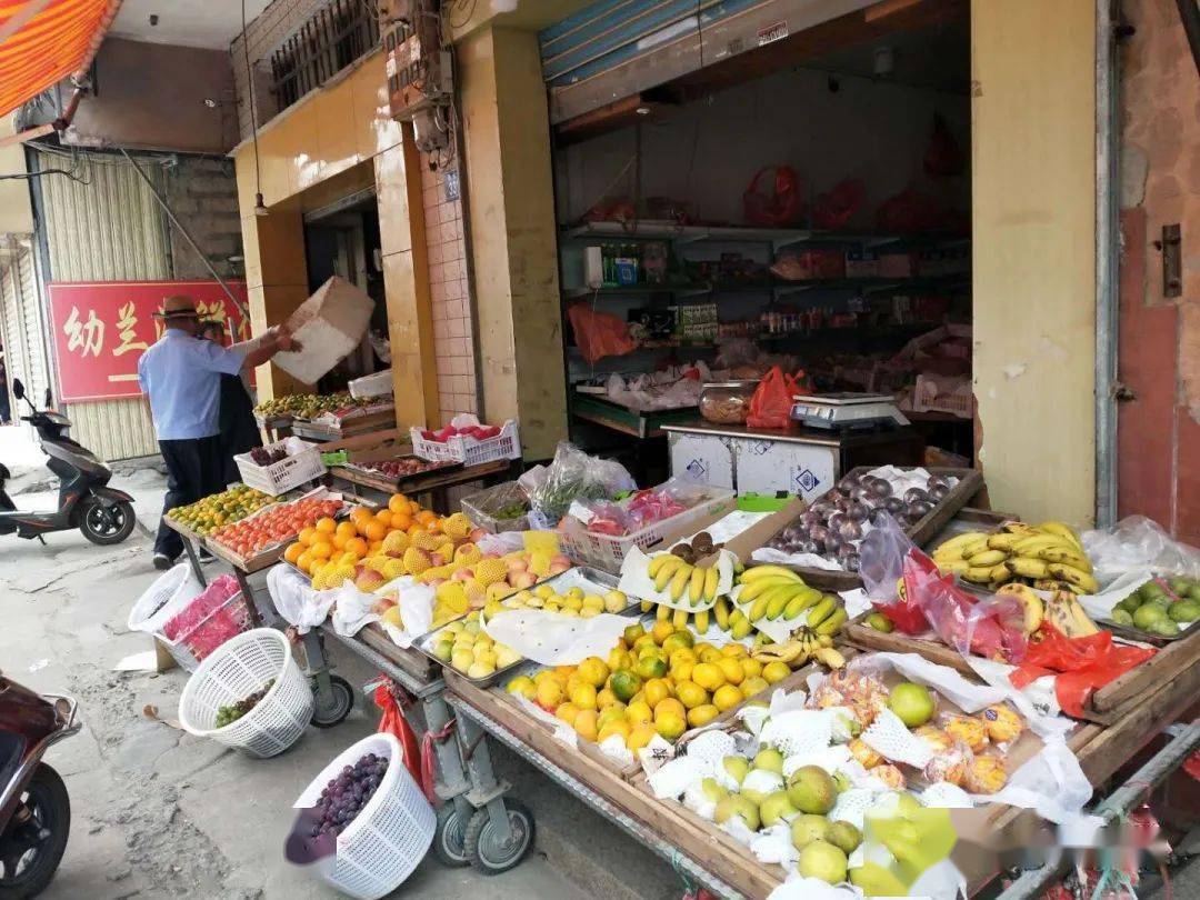 净峰这些商家占道经营被曝光有没有你认识