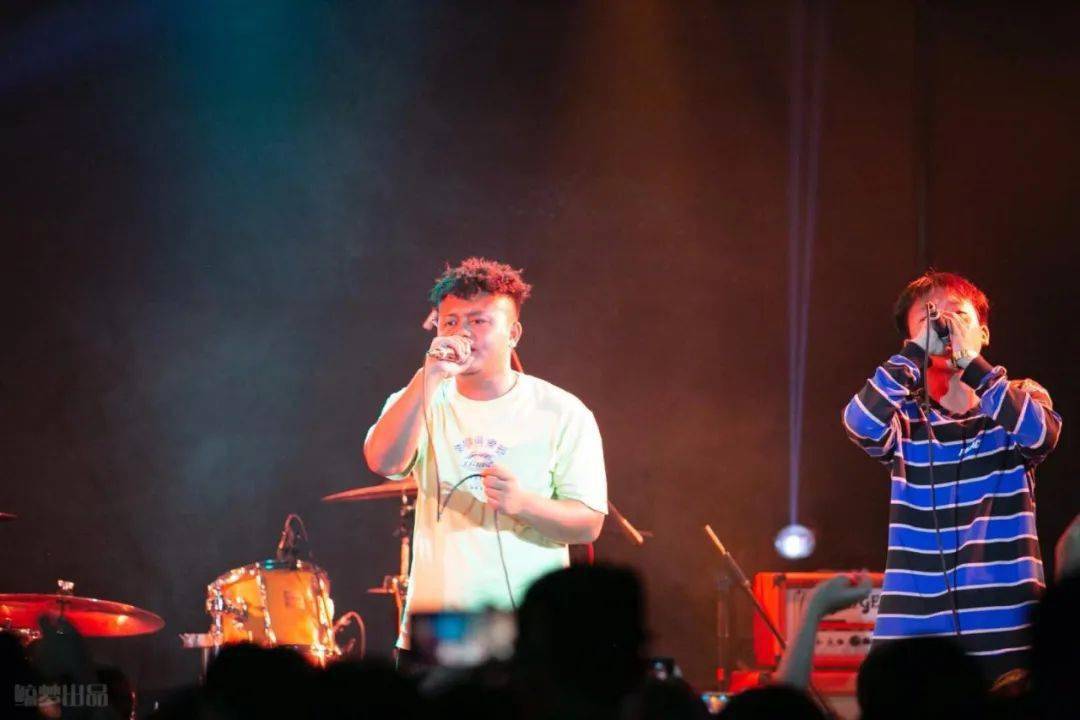 红人馆馆长能写出温暖的音乐人,难得.