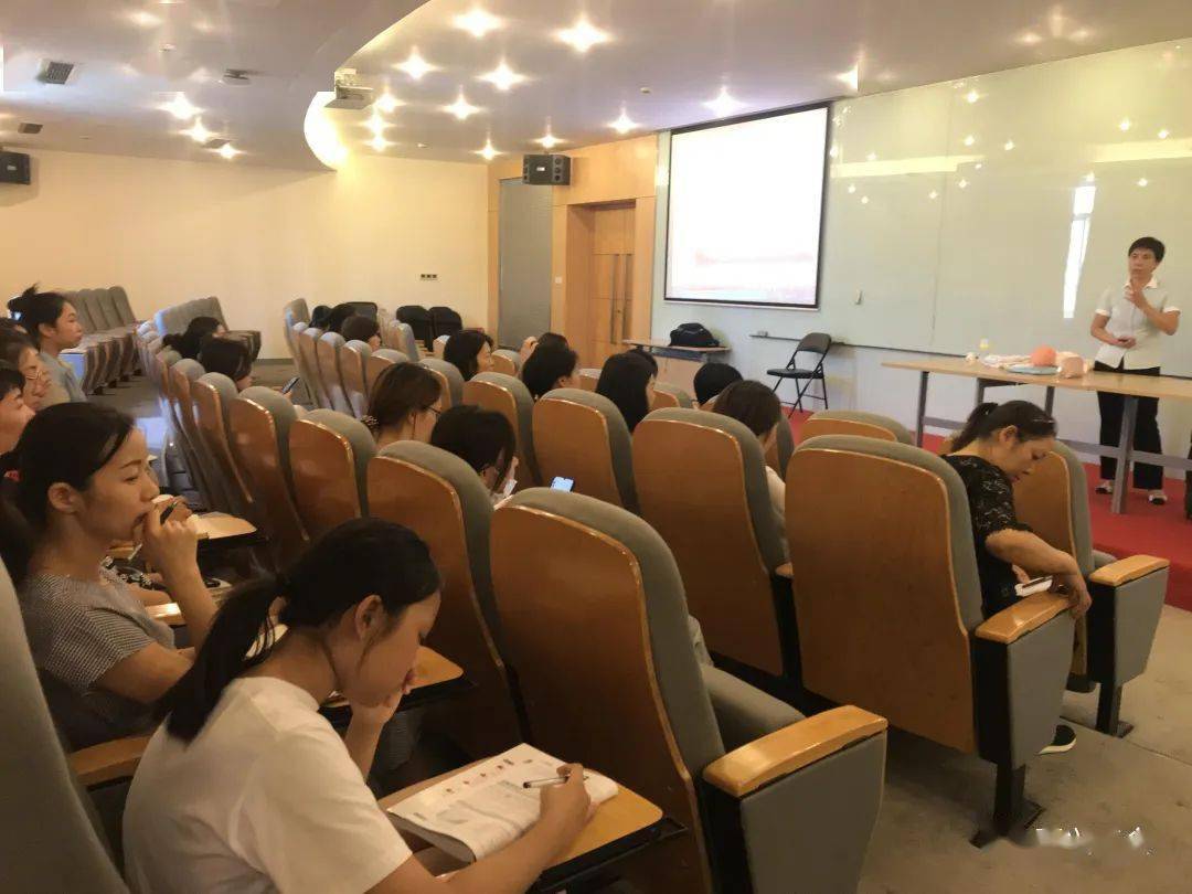 嘉兴市职工教育培训中心"行走的职工课堂"为职工成长赋能