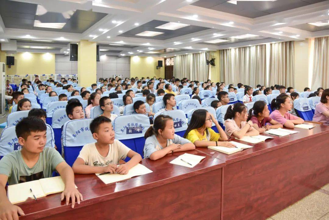 【校园动态】民法典第一课走进阜阳市铁路学校