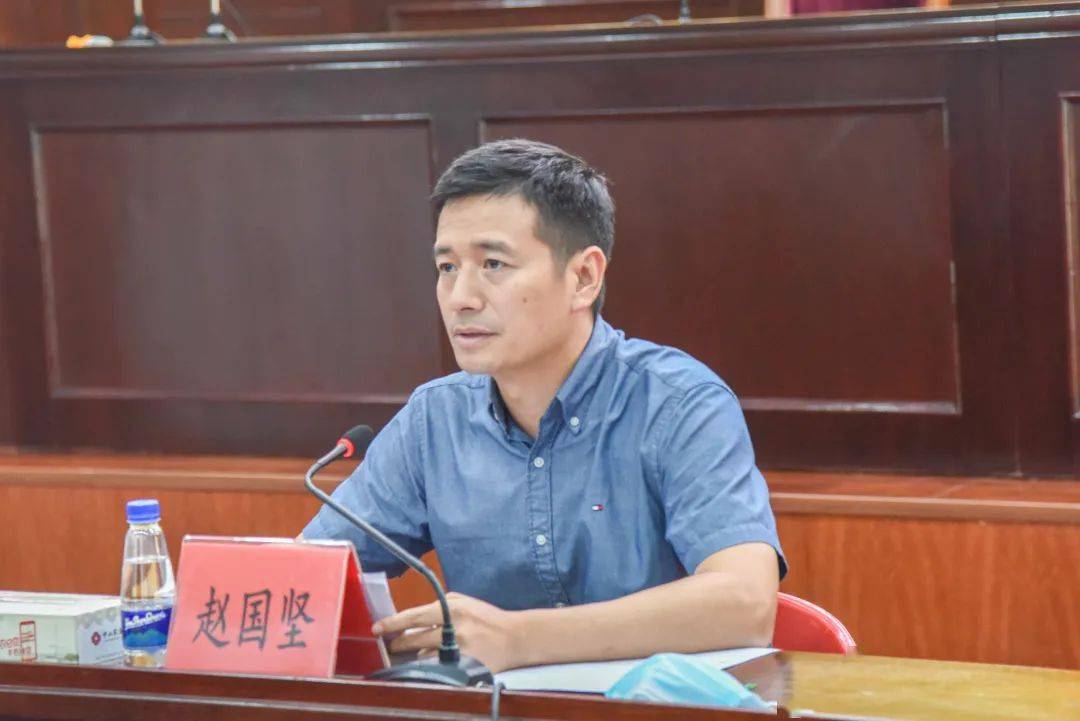 向教育工作者致敬坦洲镇召开2020年教师节座谈会暨师德教育月启动会议