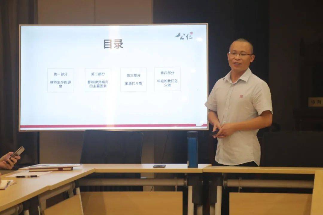 下图分别为:赖俊林,陈晖晖,朱裕华,陈昱,陈炳香上图分别为:刘星林