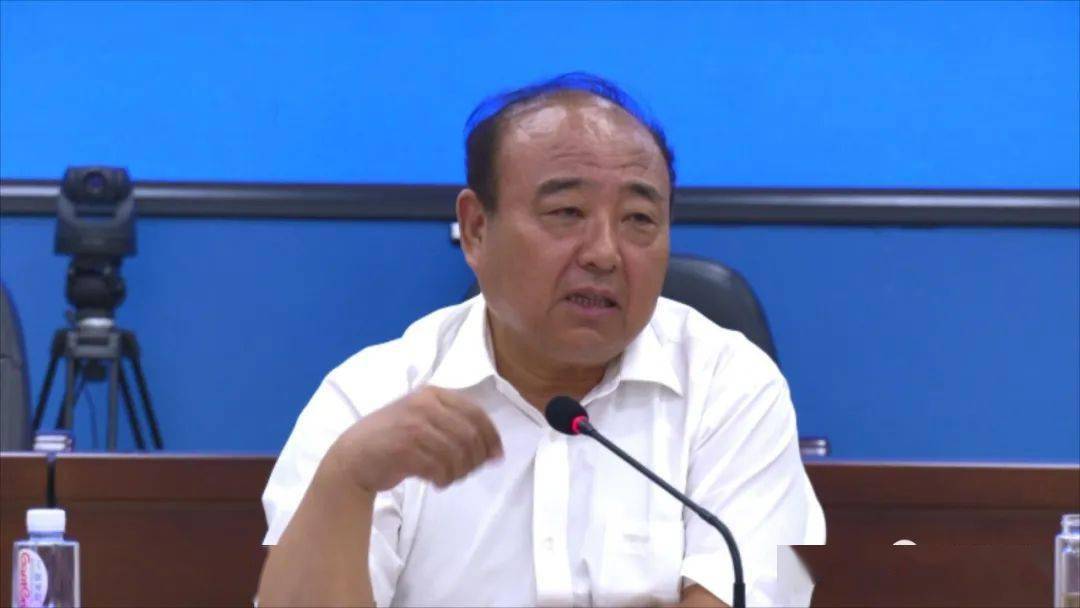 沧县召开招商引资汇报研讨会