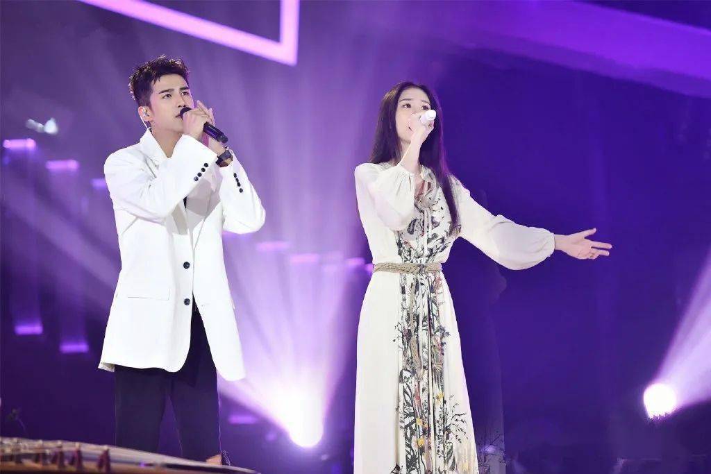 听歌跨界歌王张碧晨姜潮归去来