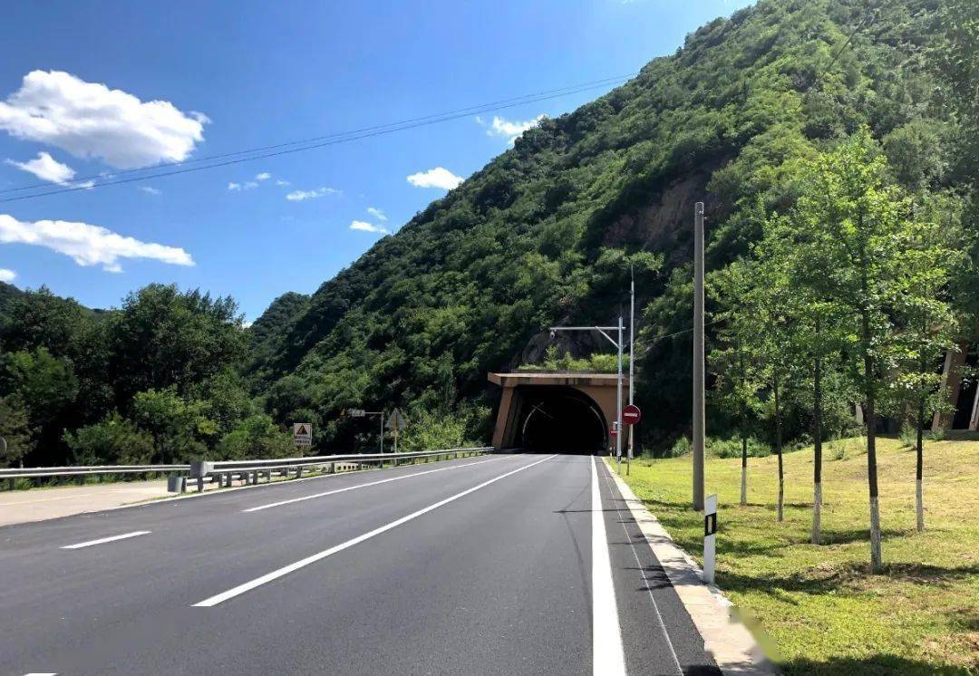 国道g111完工▲ 国道g234完工据了解,这次大修是公路分局今年完成