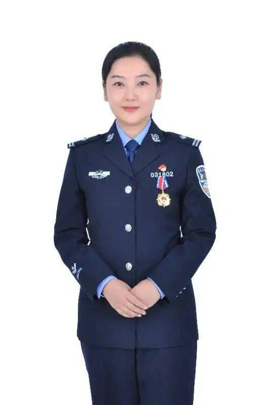 微悦听 | 市公安局周莉:用心品味秋季,人生自有诗意