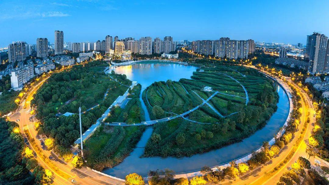 上海旅游节开幕~看看如何一日玩转"小美南翔"!_云翔寺