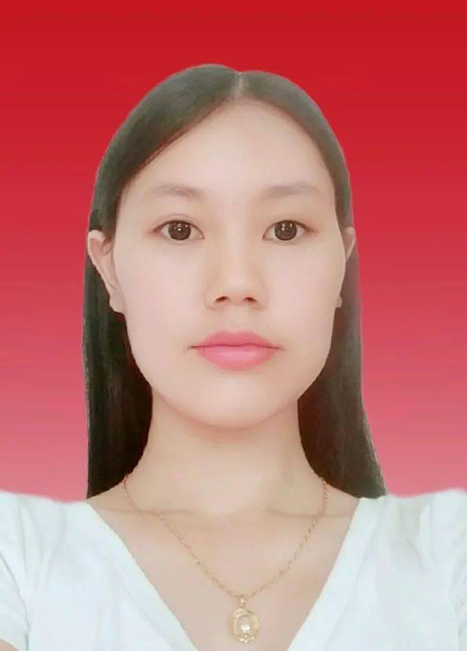 陈秋霜,江永三小教师,公开课曾获"市级优课"和"县级优课",曾被评为县
