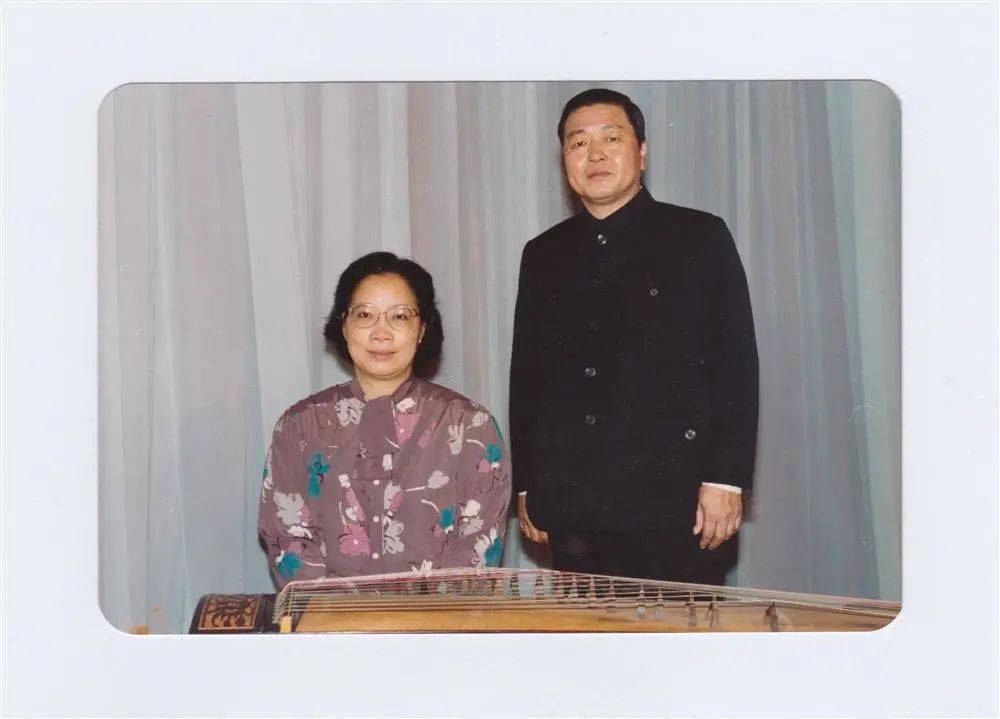 80岁古筝祖师奶奶在b站她的演奏自带侠气