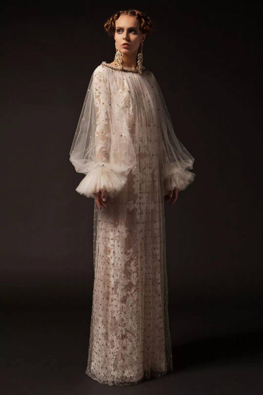 美爆双眼的礼服裙大概用奢华优雅古典柔美来形容都不算过分