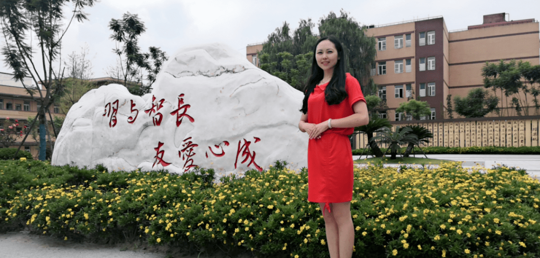 温暖教师风采展播十三友爱职校陈芳要承担好时代和社会赋予我们的重任