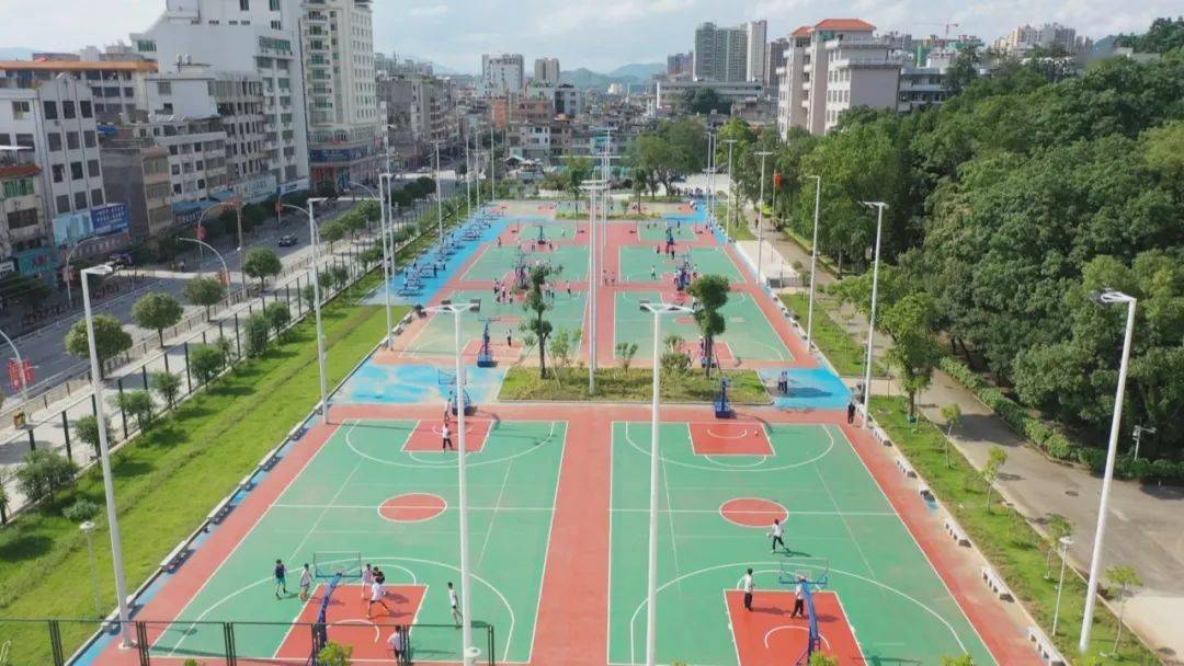 祝贺!连州中学获评"2020年全国青少年篮球特色学校"