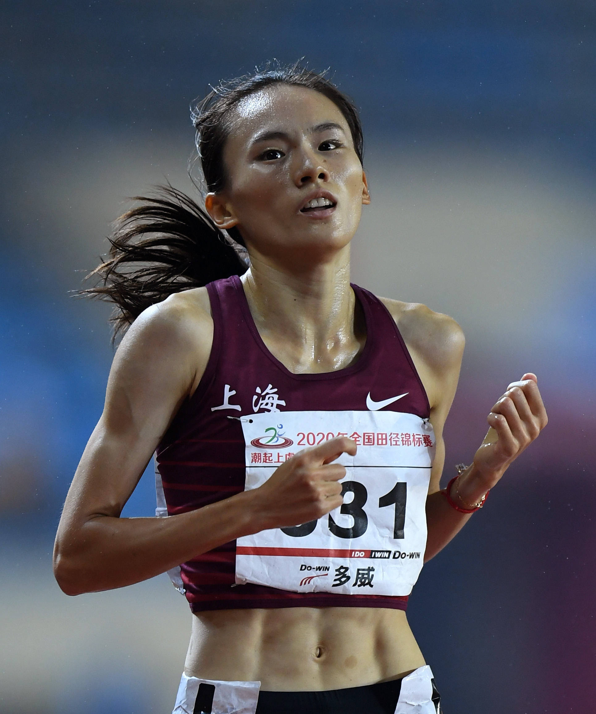 田径——全国锦标赛:女子5000米决赛赛况