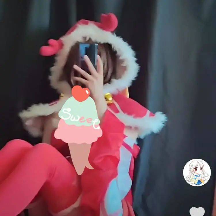 景慧cos圣诞貂蝉后2天涨粉4w网友这在暗示吕德华