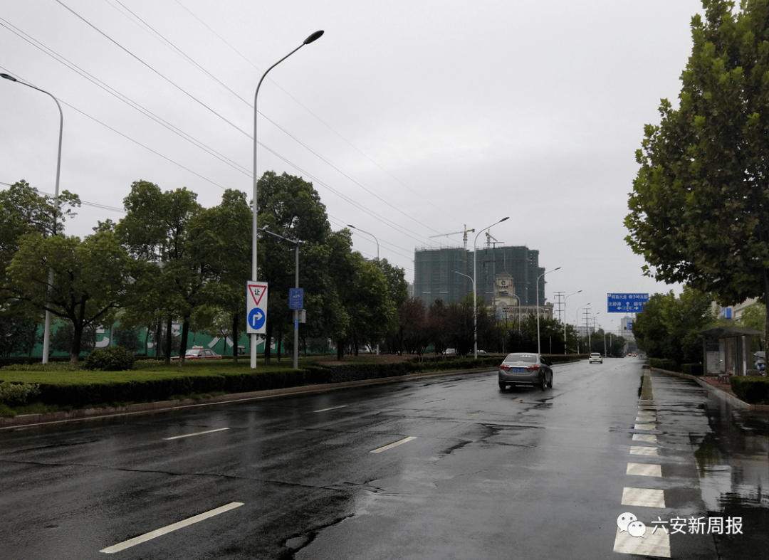 今天,迎宾大道部分路段恢复放行