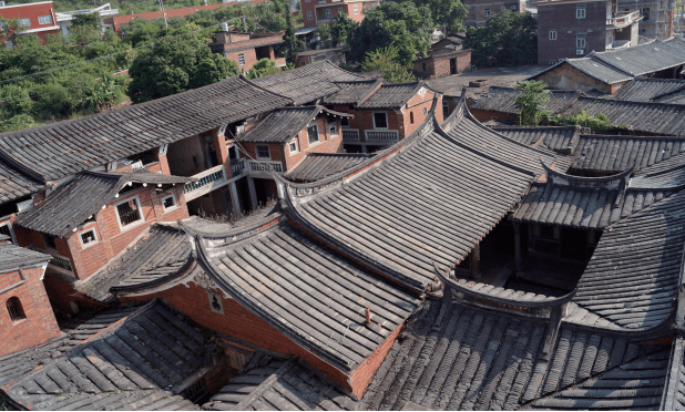 大廷美楼四落大型红砖厝