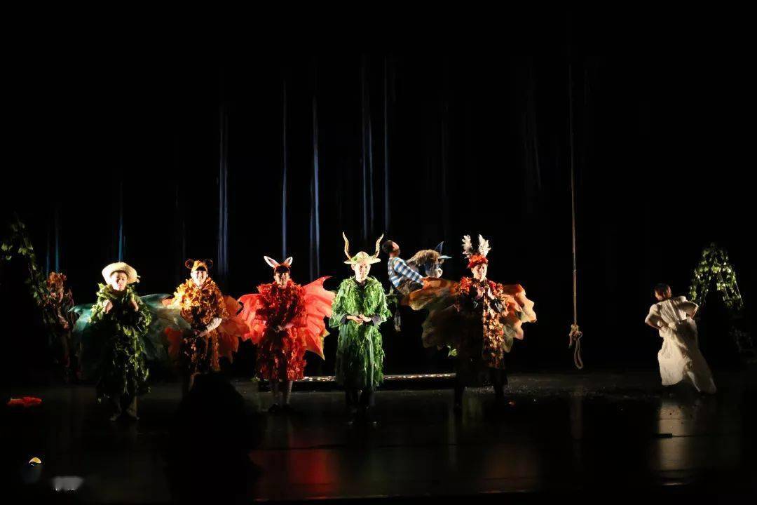 下周一精彩上演仲夏夜之梦喜剧or悲剧你怎么看