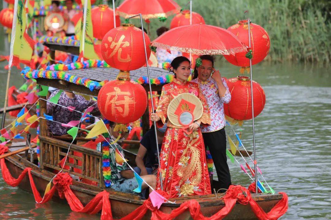 刚刚,斗门"水上"发生的一幕!18对新人集体婚礼!(高清大图)