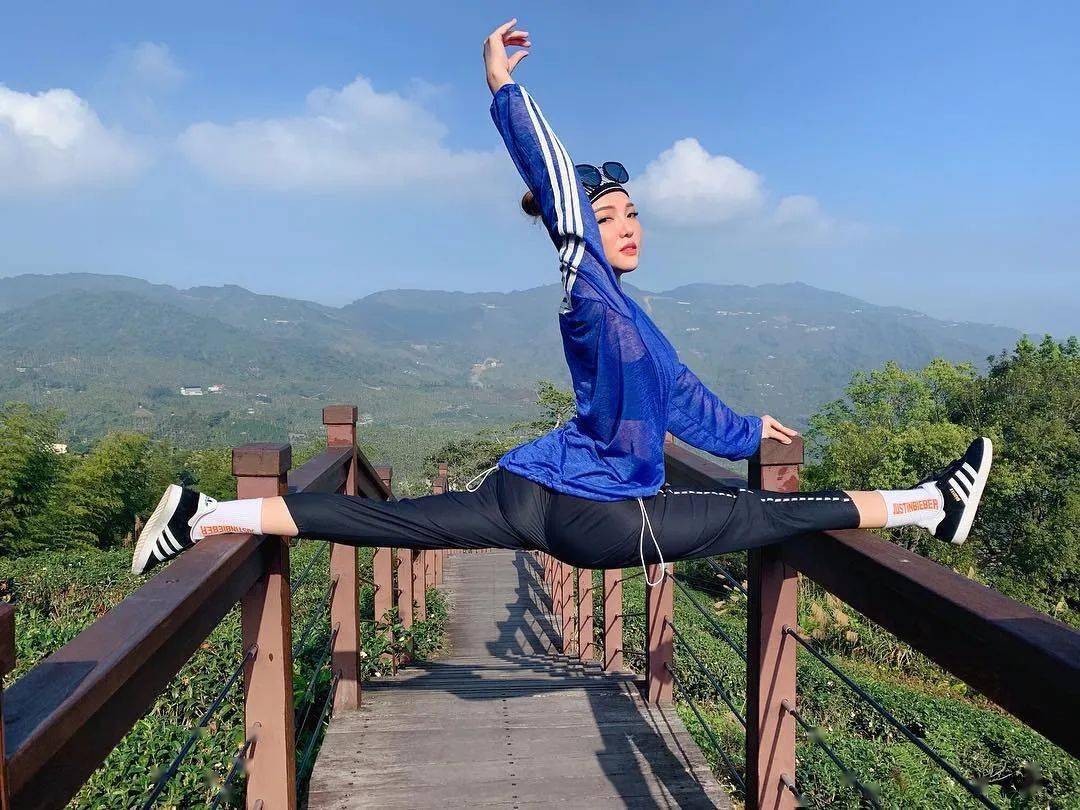 身材这样的女生谁不喜欢呢何美的"柯基臀"是女生们最喜欢的臀型也是现