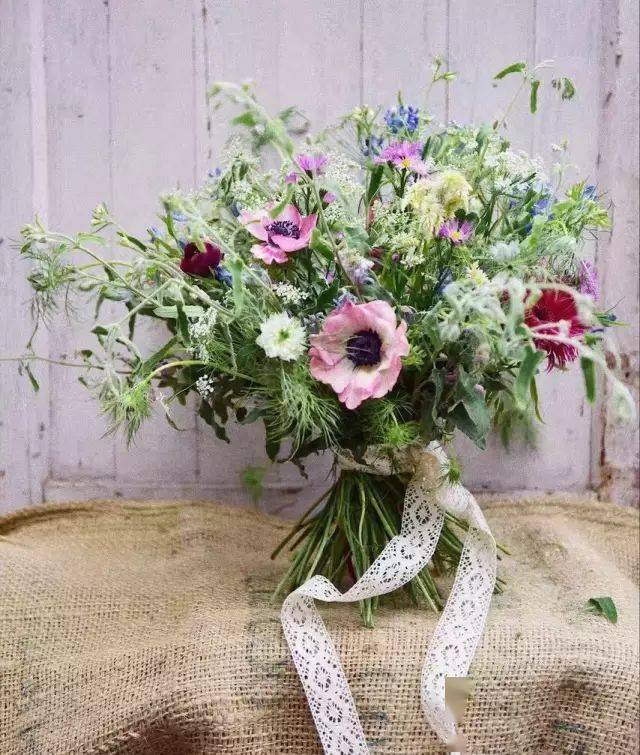 花艺师最喜爱的花材之一银莲花