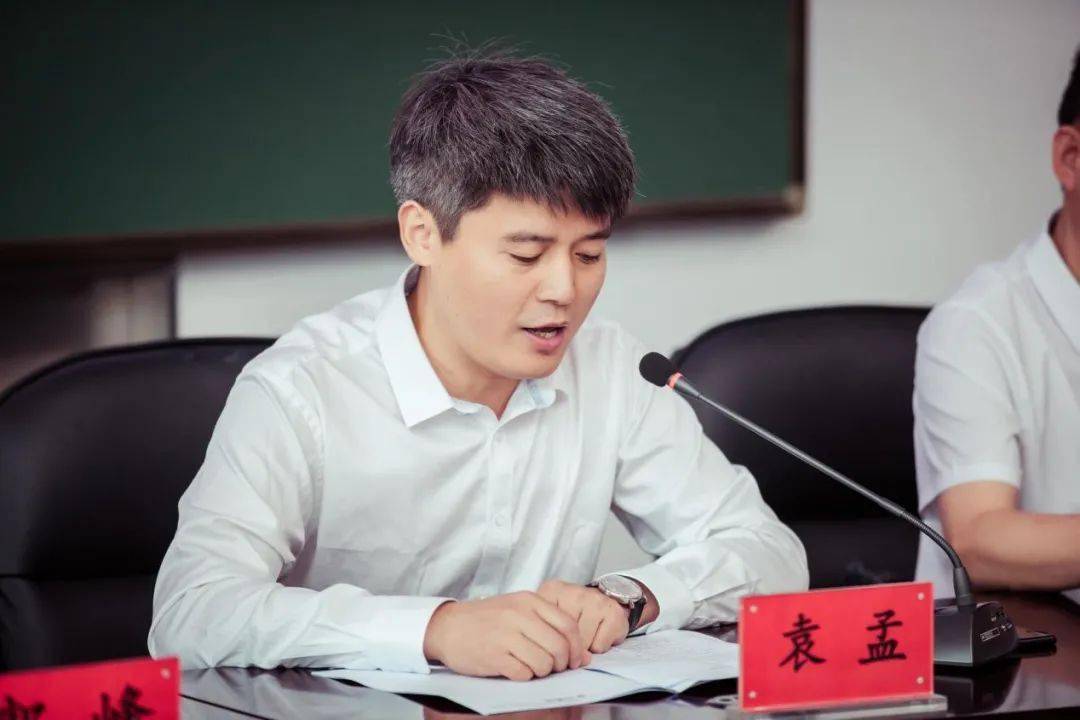 省律协副会长袁孟作开班动员省律协秘书长徐华参加开班仪式本次青训营