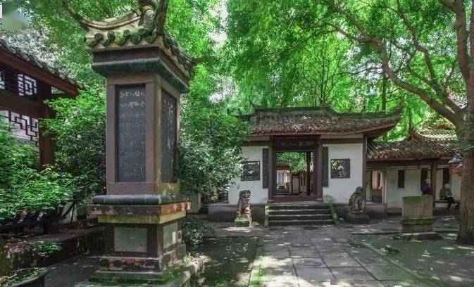 花塢御景園花塢園區位於箭臺村御景園,佔地面積達700餘畝,園內植物