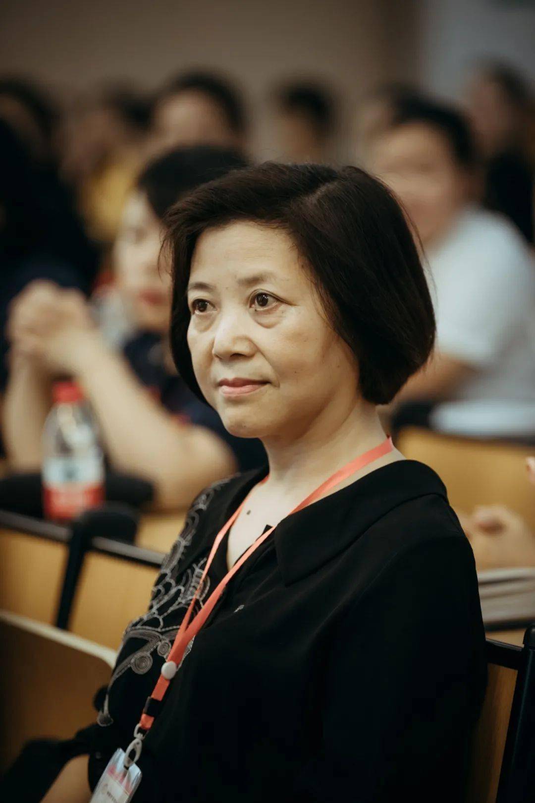 教育局对本次活动高度重视并给予大力支持,洛阳市教育局副局长贾长河