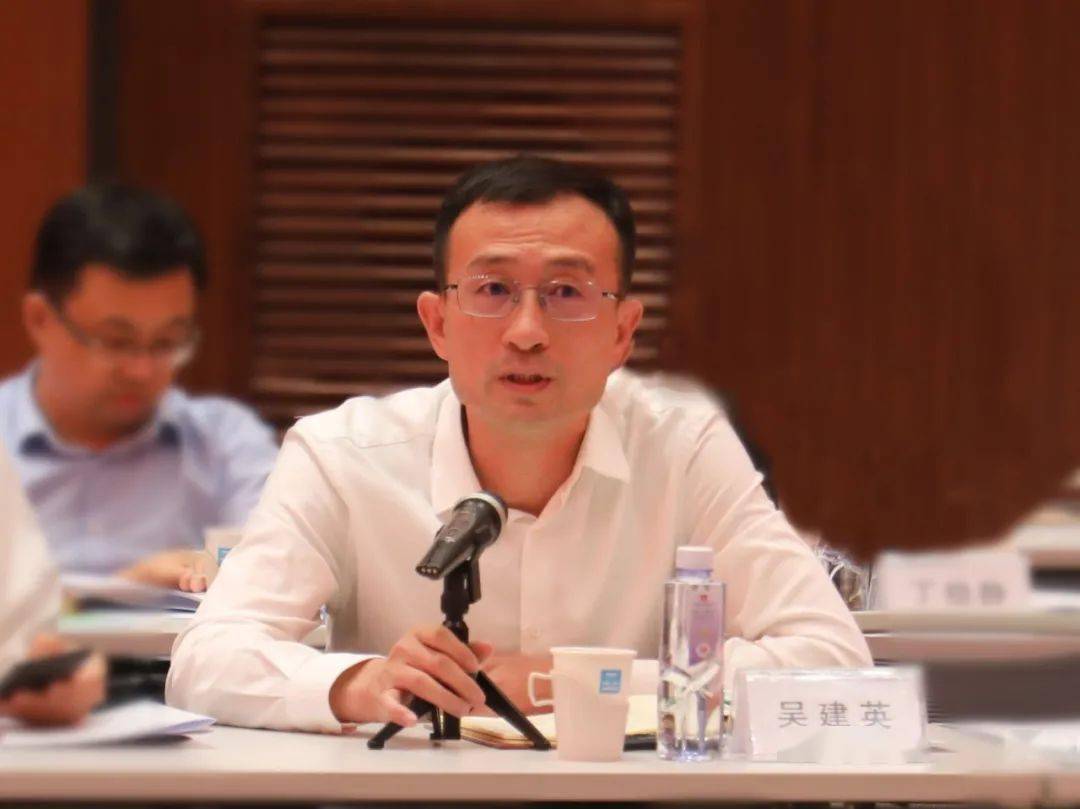 高质量发展中建六局党委副书记总经理郭建军带队到中建七局进行交流