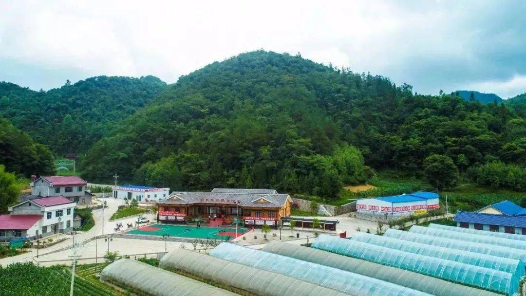 五峰这个村挥手告别贫困