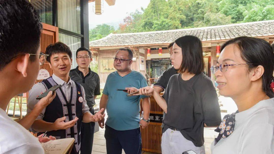 中央主流媒体来罗采访全国民族团结进步示范区创建工作