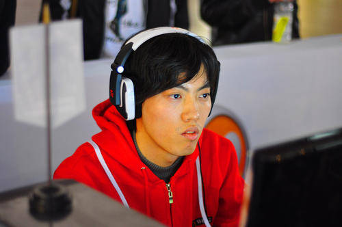 th000刚打完,infi:你跟谁练的?