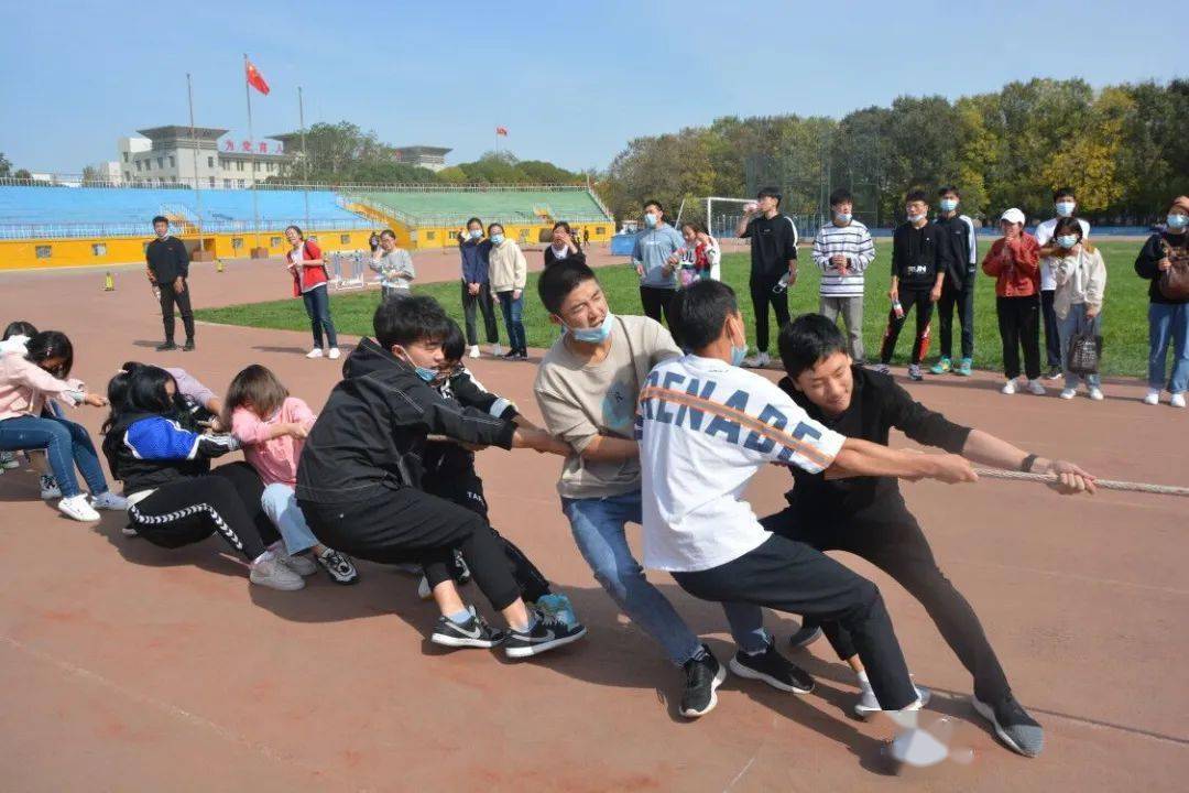 【化比赛】 "拧成一股绳,拉出凝聚力"