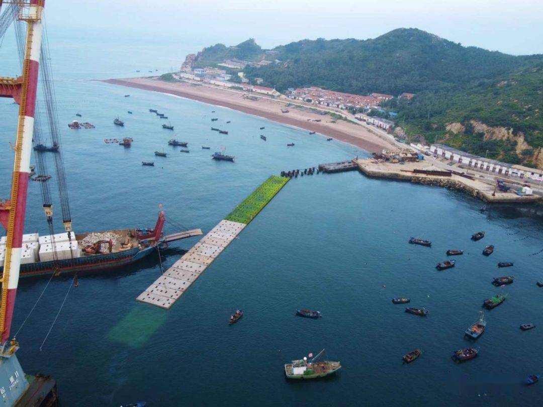 小钦岛国家二级渔港建设项目紧锣密鼓建设