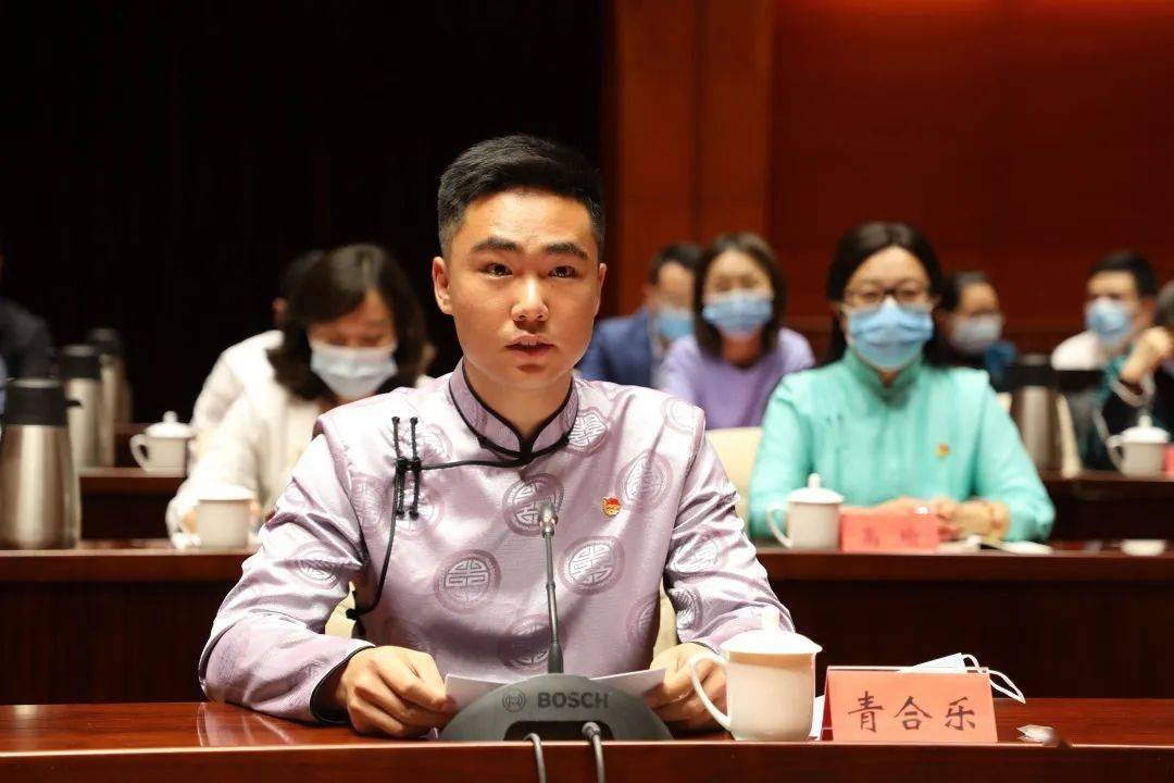 内蒙古民族青少年杂志社返回搜狐,查看更多