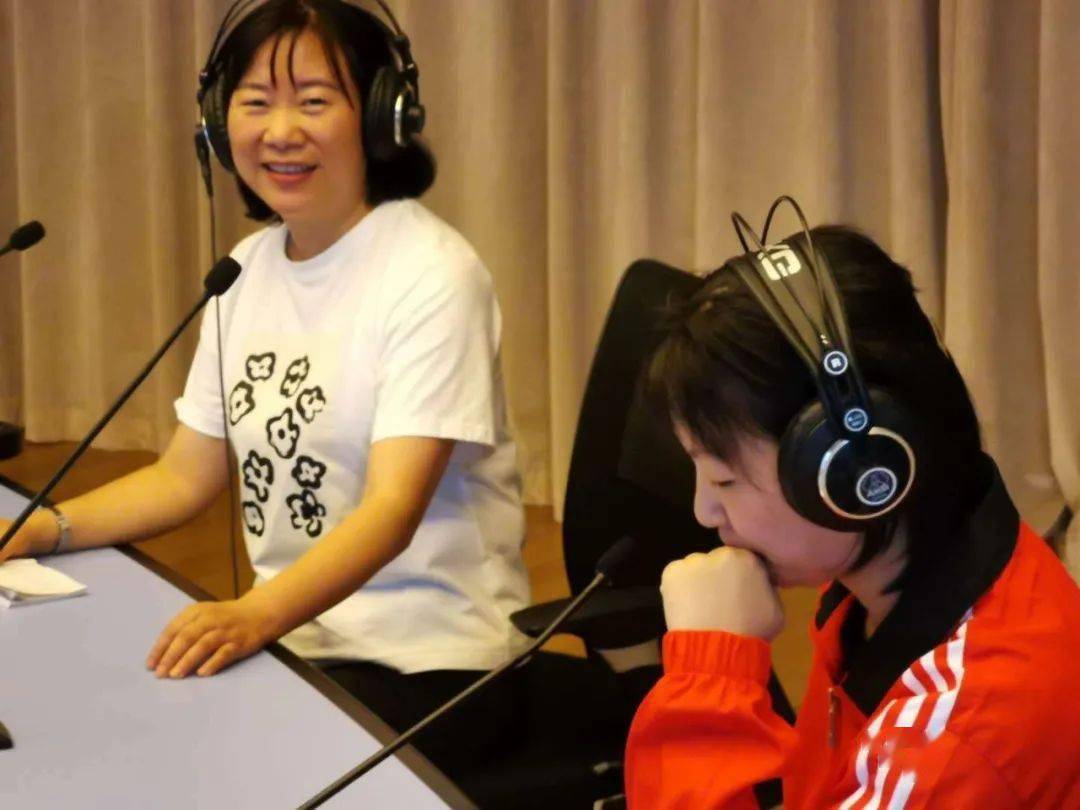 【fm101.7一封邮件】收件人:昆十中樊老师_语文