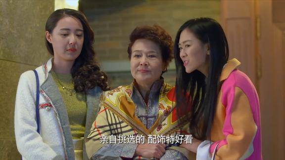 二胎时代杜鹃又去婆家没想弟媳又买车讨好婆婆太能拍马屁