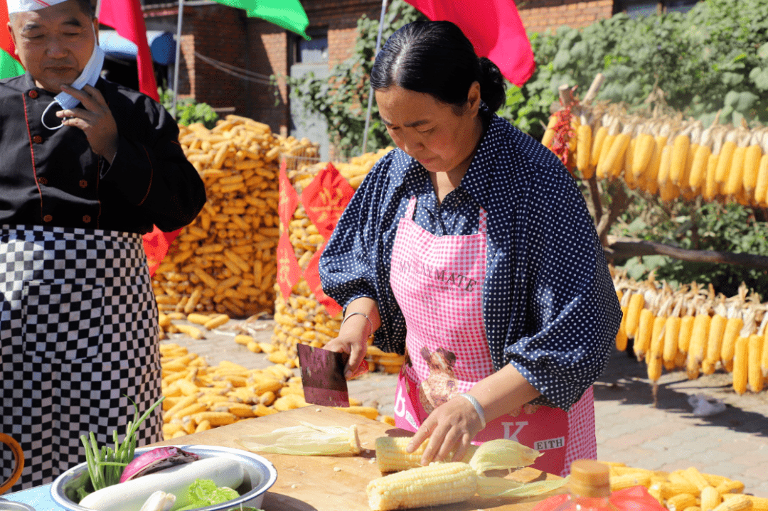 7, 安全才是最近的路平青大贾官营路段发生两车相撞事故,平青大车流量