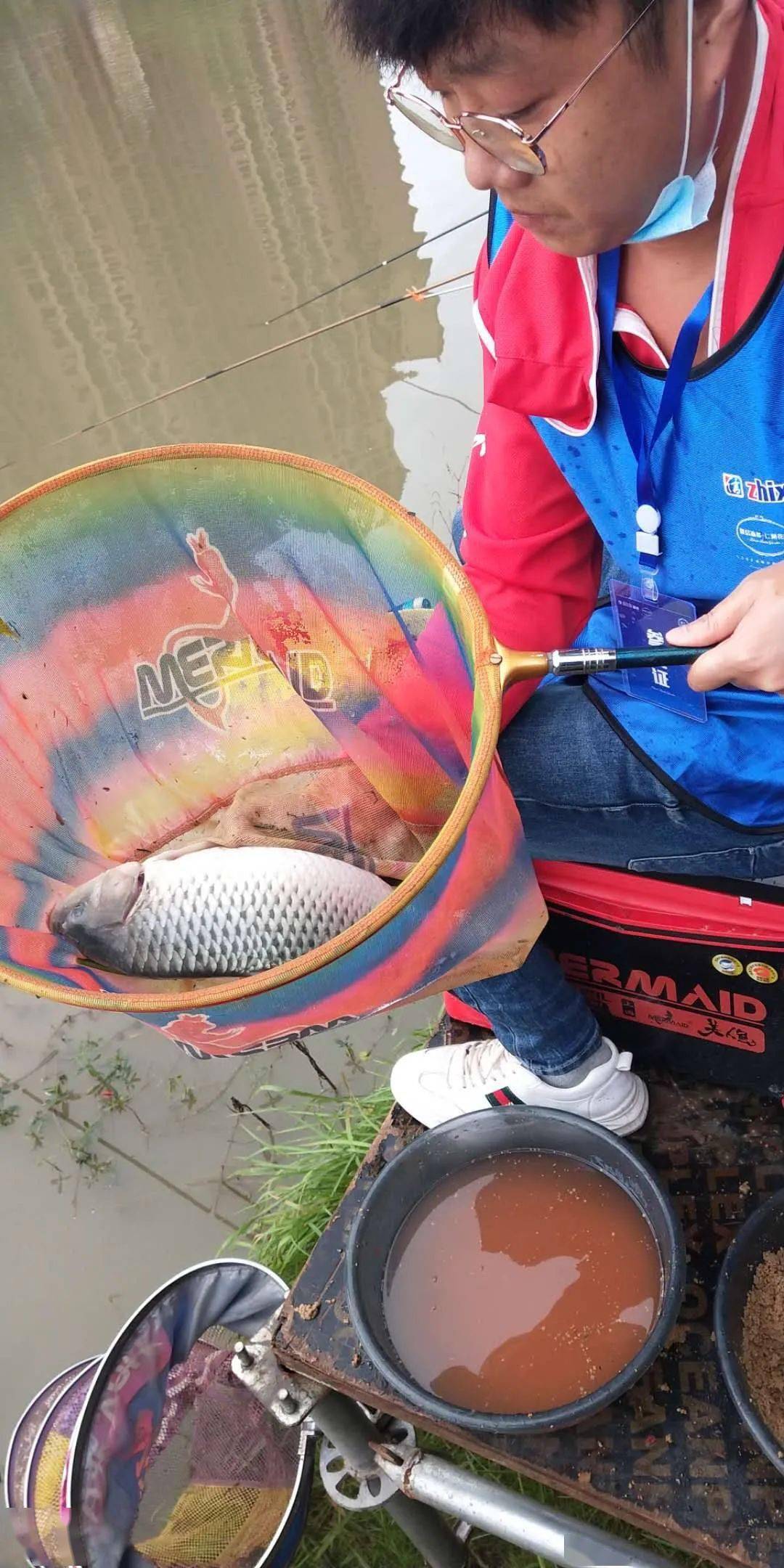 湖钓大赛圆满落幕 300名钓友参赛 场面壮观,收获满满 …… 李汉文/摄