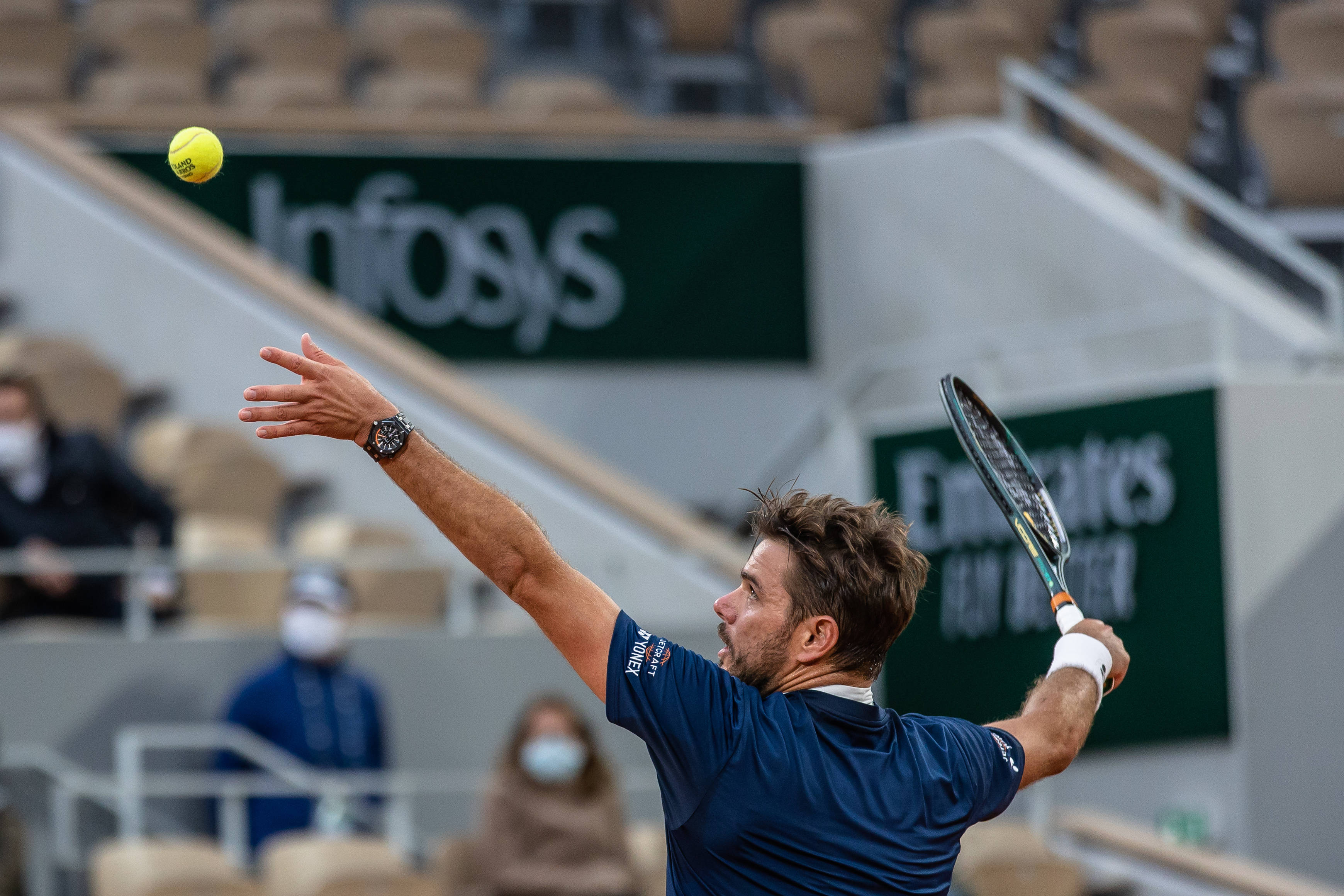 网球法网瓦林卡首轮晋级