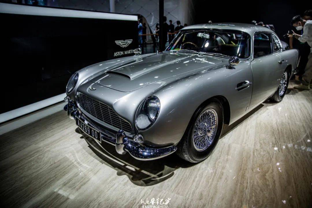 q定制的奢与英伦风的雅_手机搜狐网