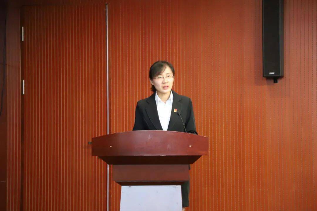 喜旺集团团委副书记刘翠平发言十六届团市委委员,候补委员,驻烟十四届