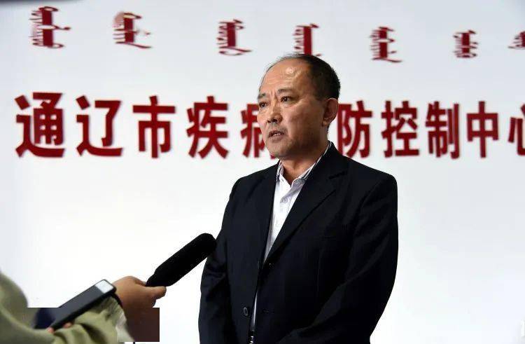 何玉龙表示,秋冬季疫情防控,一点也不能松懈.